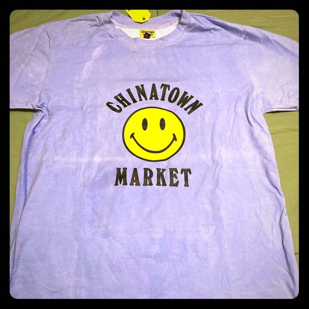 Chinatown Market Heat Activated T-shirt size XL